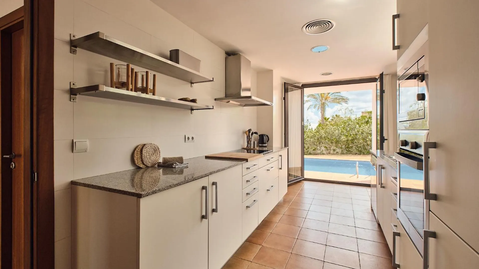 Luxe Villa Met Privezwembad - Sant Antoni View - Villa Oasis San Antonio