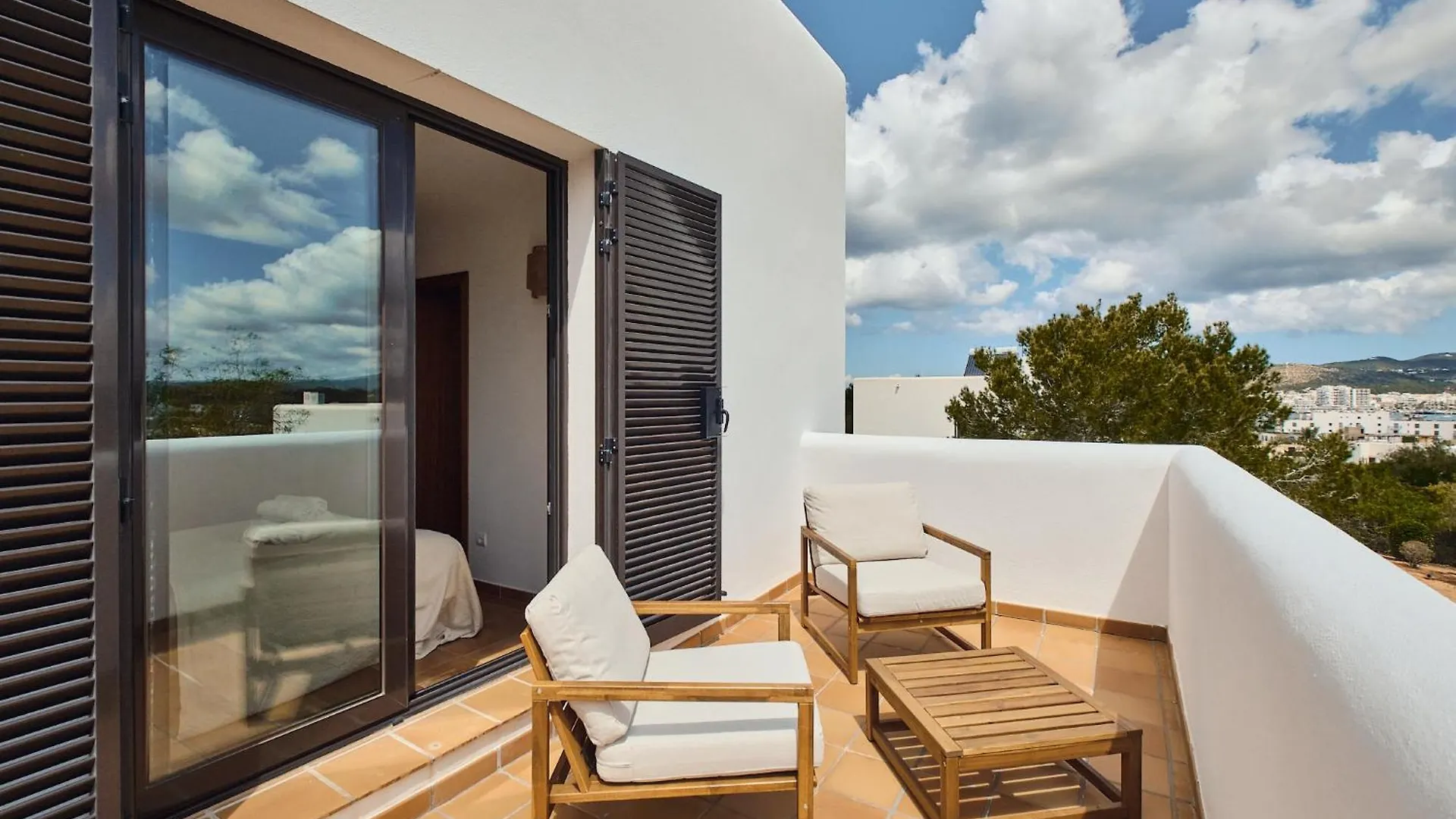 Luxe Villa Met Privezwembad - Sant Antoni View - Villa Oasis San Antonio  San Antonio (Ibiza)